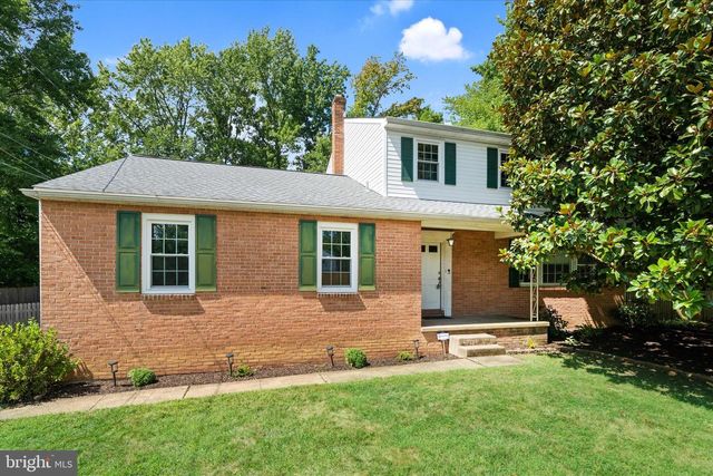 8 JANICE DR, Wilmington, DE 19810