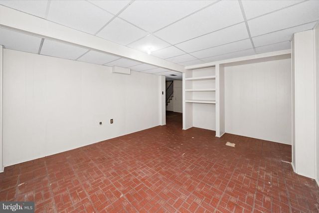 8 JANICE DR, Wilmington, DE 19810