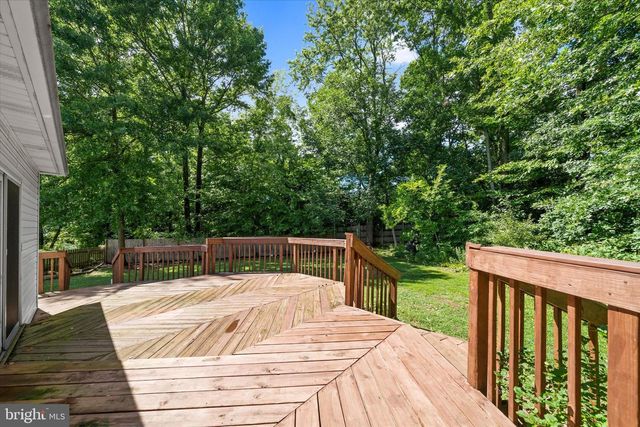 8 JANICE DR, Wilmington, DE 19810