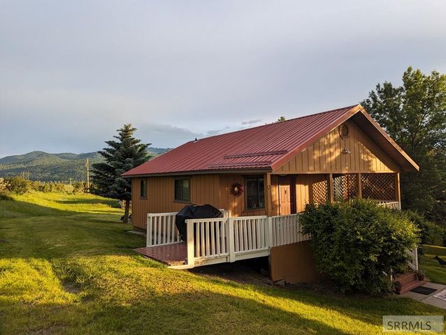 186 Elk Ridge Drive, Swan Valley, ID 83449