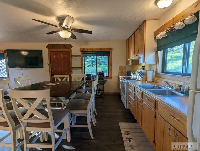 186 Elk Ridge Drive, Swan Valley, ID 83449