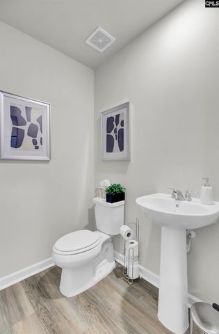 202 Kingfield Drive, Hopkins, SC 29061