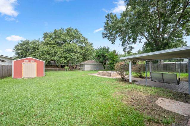 11313 Triche Rd, Gonzales, LA 70737