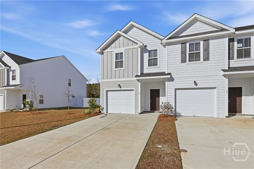 Image 1 of property listing at 140 Stafford Loop, Richmond Hill, GA 31324