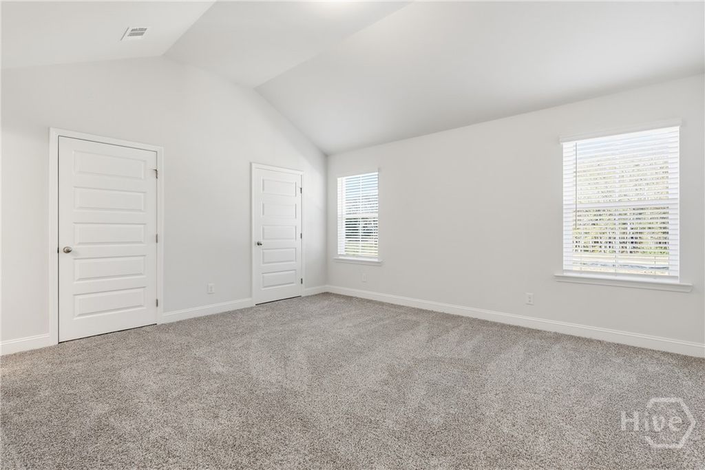 Image 13 of property listing at 140 Stafford Loop, Richmond Hill, GA 31324