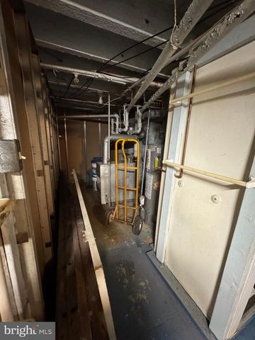 7106 ELMWOOD AVE, Philadelphia, PA 19142