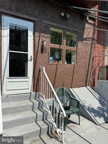 7106 ELMWOOD AVE, Philadelphia, PA 19142