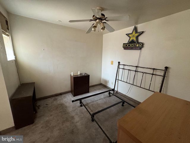 7106 ELMWOOD AVE, Philadelphia, PA 19142