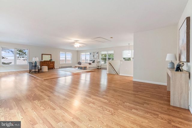 7017 BAY FRONT DR, Annapolis, MD 21403