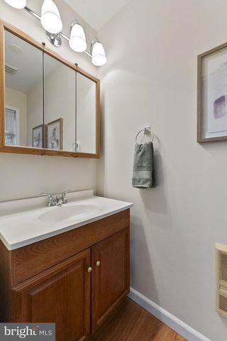 7017 BAY FRONT DR, Annapolis, MD 21403