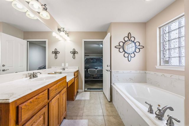4108 Olympia Drive, Bryant, AR 72022