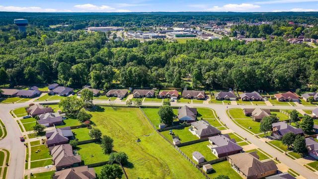 4108 Olympia Drive, Bryant, AR 72022