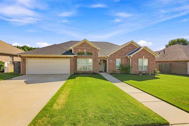 4108 Olympia Drive, Bryant, AR 72022
