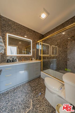 688 Glenmore Boulevard, Glendale, CA 91206