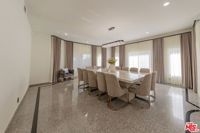 688 Glenmore Boulevard, Glendale, CA 91206