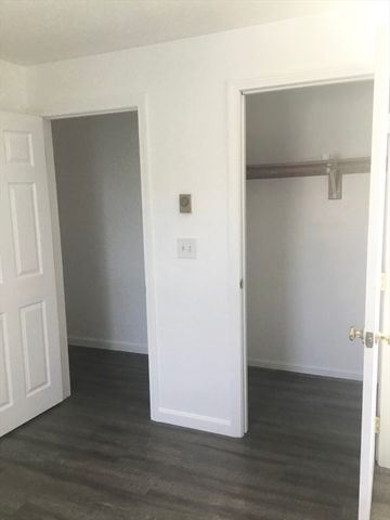 48 King St 48, Mansfield, MA 02048