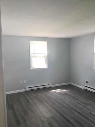 48 King St 48, Mansfield, MA 02048
