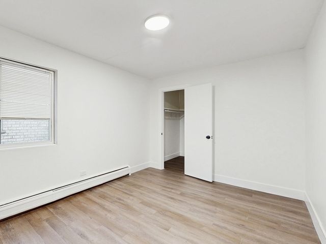 10358 Michael Todd Terrace 1E, Glenview, IL 60025