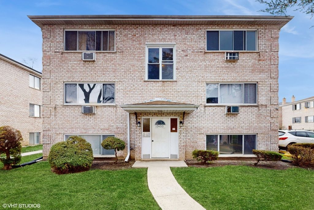 10358 Michael Todd Terrace 1E, Glenview, IL 60025