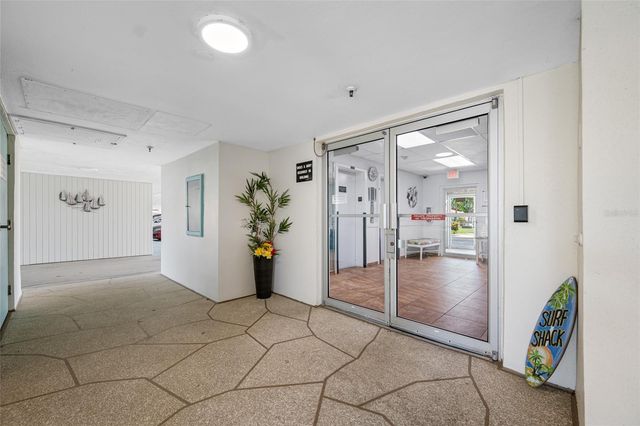 10216 REGAL DRIVE 208, Largo, FL 33774