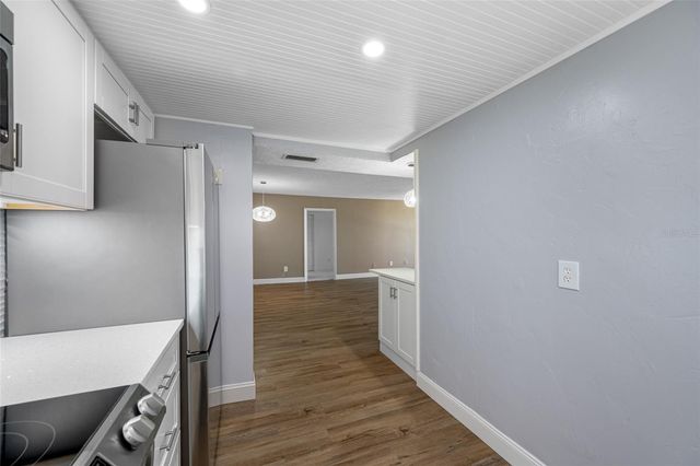 10216 REGAL DRIVE 208, Largo, FL 33774