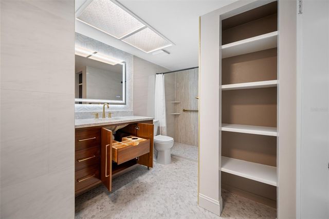 10216 REGAL DRIVE 208, Largo, FL 33774