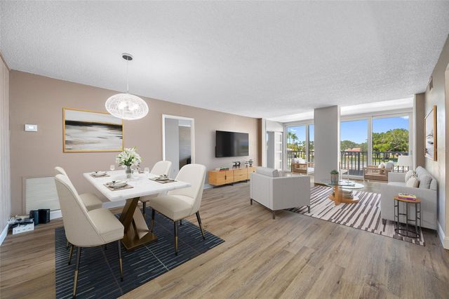 10216 REGAL DRIVE 208, Largo, FL 33774