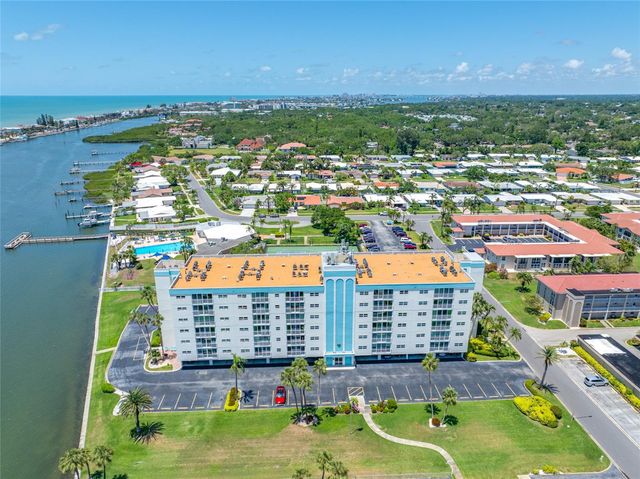 10216 REGAL DRIVE 208, Largo, FL 33774