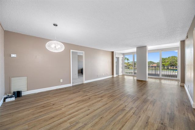 10216 REGAL DRIVE 208, Largo, FL 33774