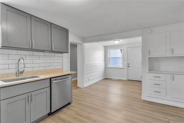 12482 Broadway Street, Alden, NY 14004