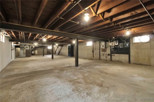 12482 Broadway Street, Alden, NY 14004