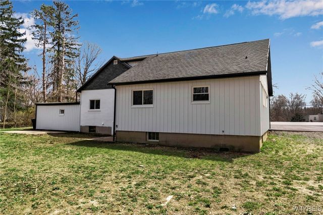 12482 Broadway Street, Alden, NY 14004