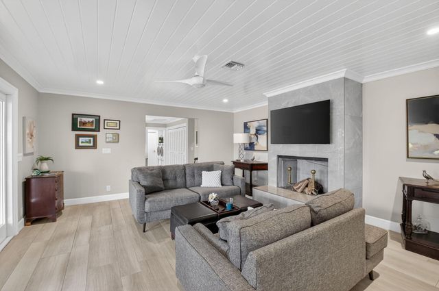 11949 Date Palm Drive, Boynton Beach, FL 33436