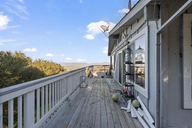 380 Hillside Road, San Juan Bautista, CA 95045