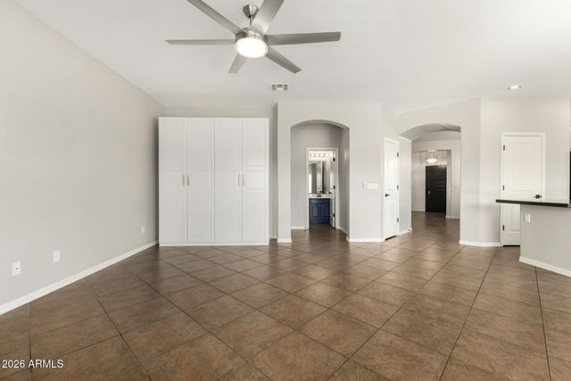 1515 E APOLLO Road, Phoenix, AZ 85042