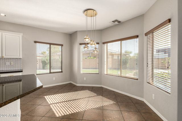 1515 E APOLLO Road, Phoenix, AZ 85042