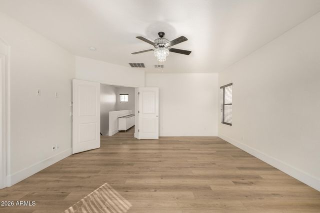 1515 E APOLLO Road, Phoenix, AZ 85042