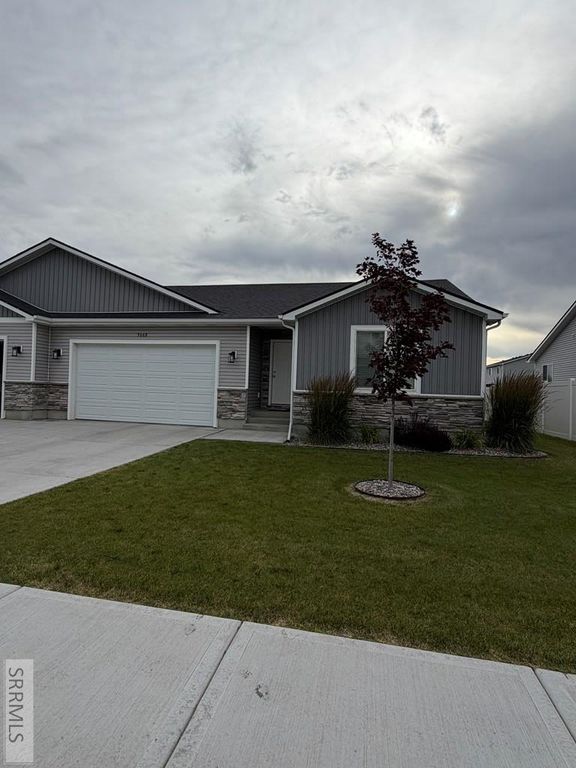 Image 2 of property listing at 3660 S Yvonne Way, Ammon, ID 83406