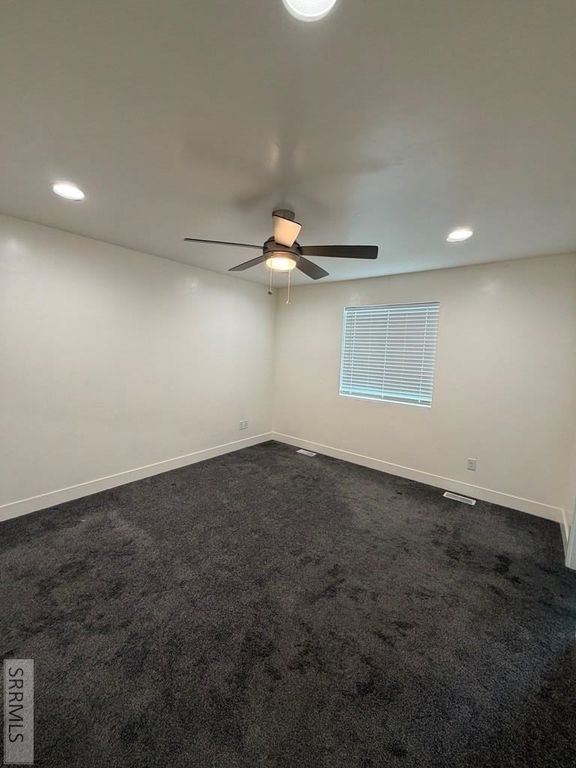 Image 6 of property listing at 3660 S Yvonne Way, Ammon, ID 83406