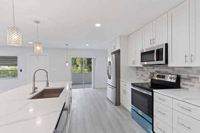 5036 Alfred Drive, West Palm Beach, FL 33417