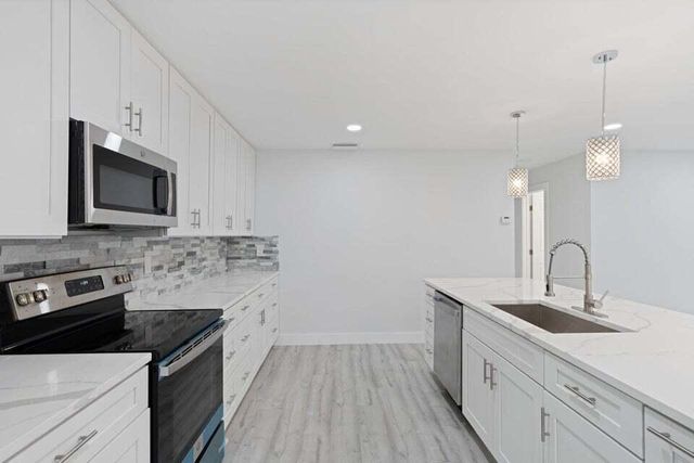 5036 Alfred Drive, West Palm Beach, FL 33417