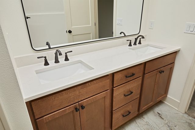 105 Golf View Drive, Osceola, IA 50213