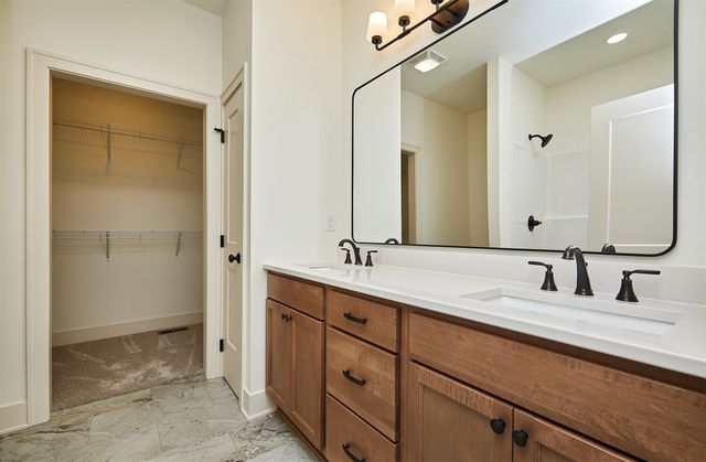 105 Golf View Drive, Osceola, IA 50213