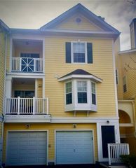 208 Gazebo Circle 208, Reading, MA 01867