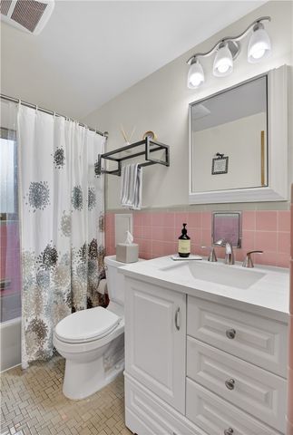 832 Ella St, Mt Lebanon, PA 15243