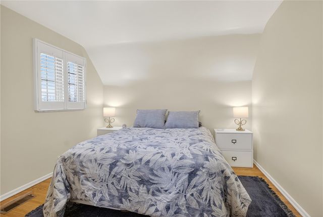 832 Ella St, Mt Lebanon, PA 15243