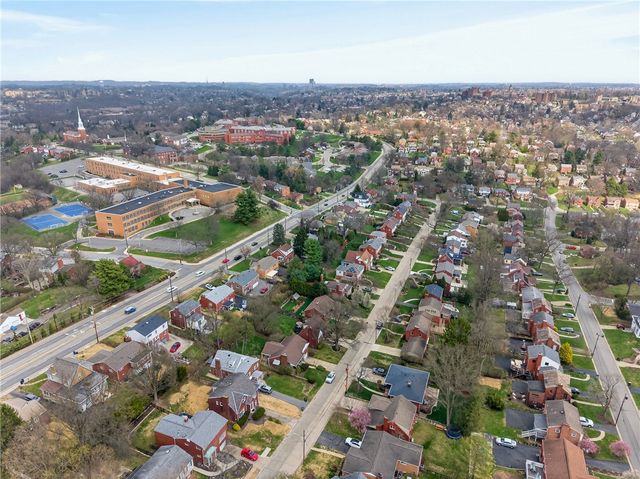 832 Ella St, Mt Lebanon, PA 15243