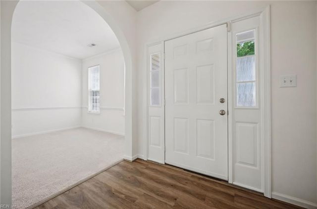 492 Shakespeare DR, Virginia Beach, VA 23452