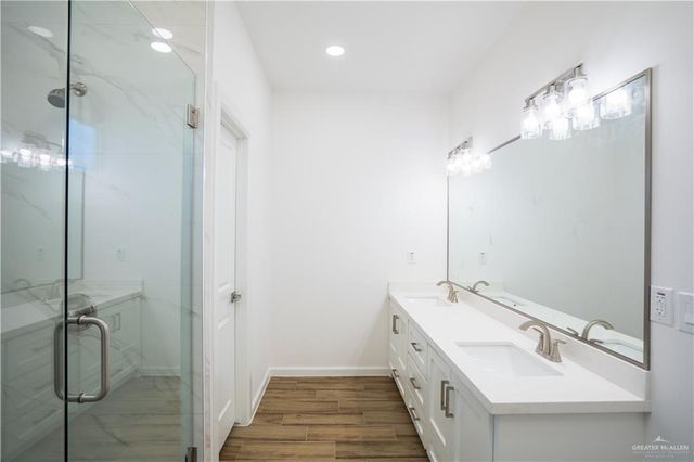 1124 Washington Avenue, Mission, TX 78572