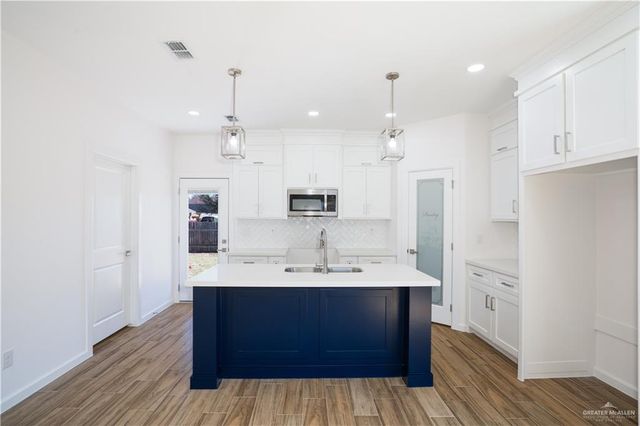 1124 Washington Avenue, Mission, TX 78572